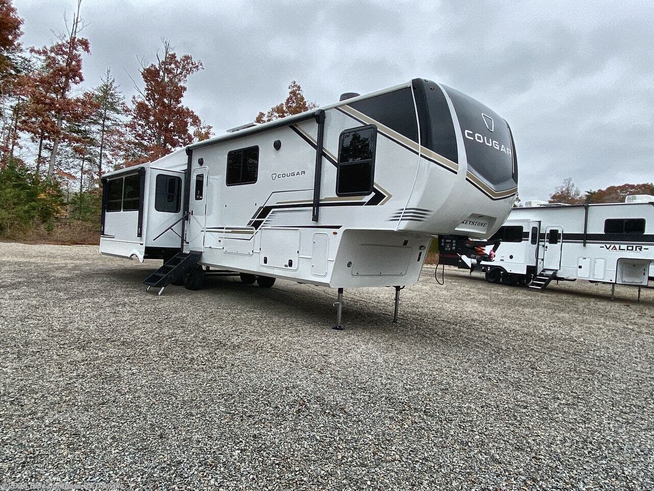 2026 Cougar 360MBI by Keystone from Blue Compass RV Danville in Ringgold, Virginia