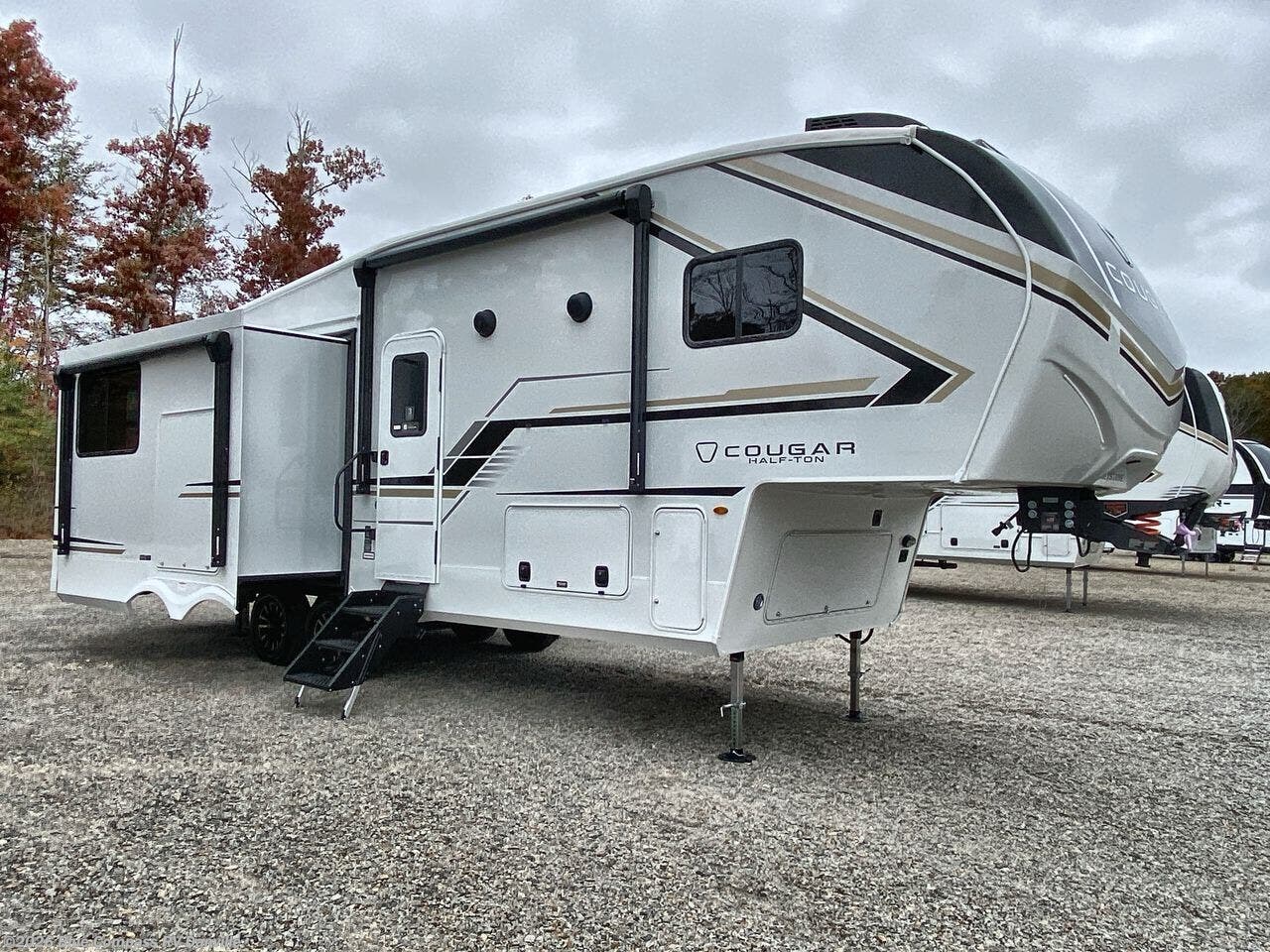 2026 Cougar Half-Ton 26RKE by Keystone from Blue Compass RV Danville in Ringgold, Virginia