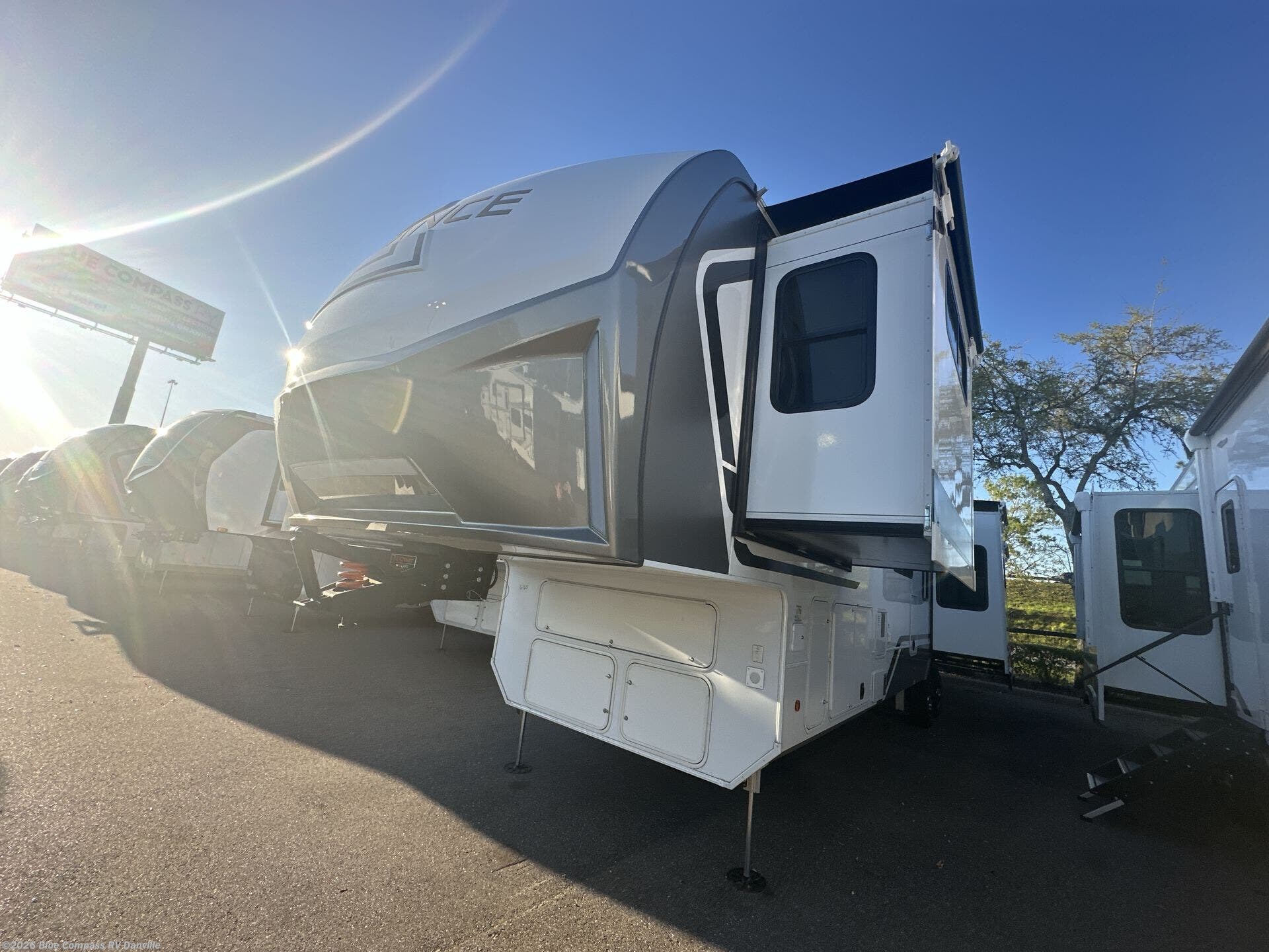 2025 Paradigm 395DS by Alliance RV from Blue Compass RV Danville in Ringgold, Virginia