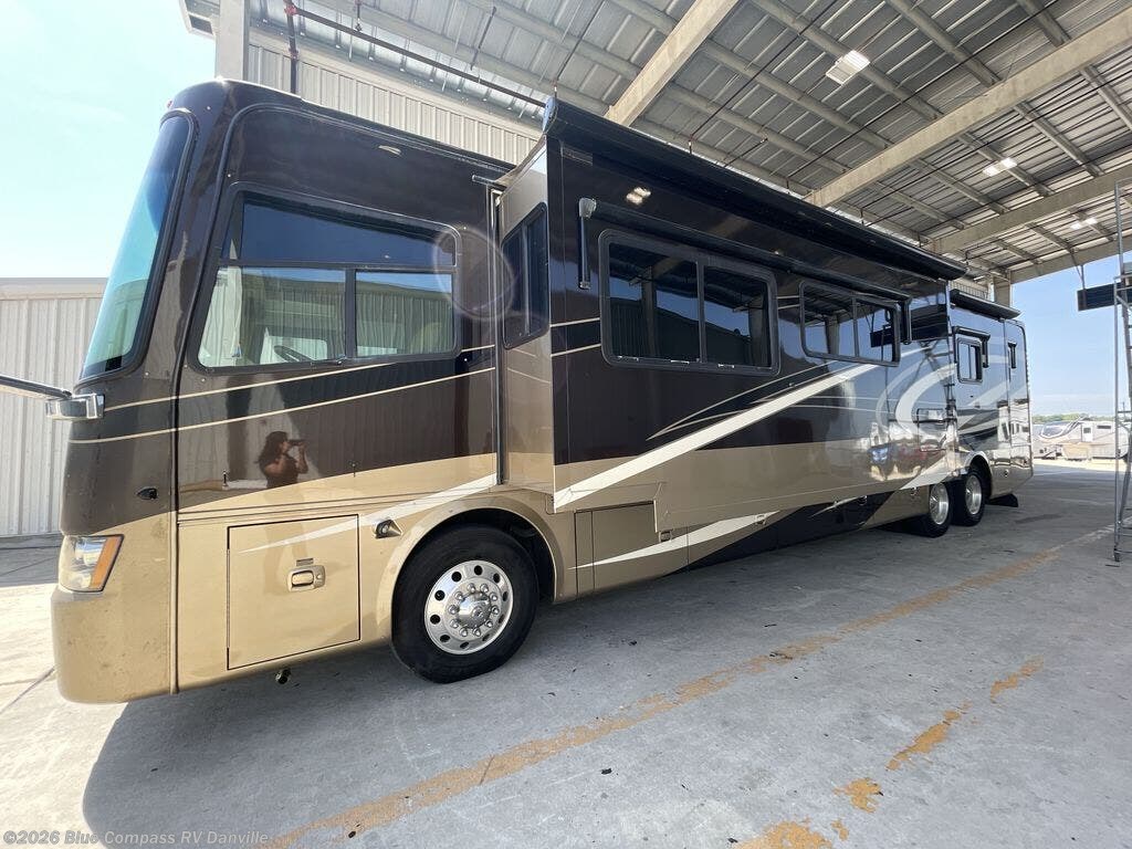 2010 Tiffin Phaeton 42QBH - Used Class A For Sale by Blue Compass RV Danville in Ringgold, Virginia