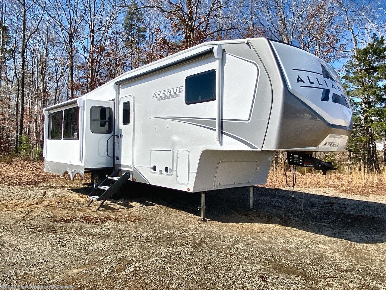 2026 Avenue All-Access 29RL by Alliance RV from Blue Compass RV Danville in Ringgold, Virginia
