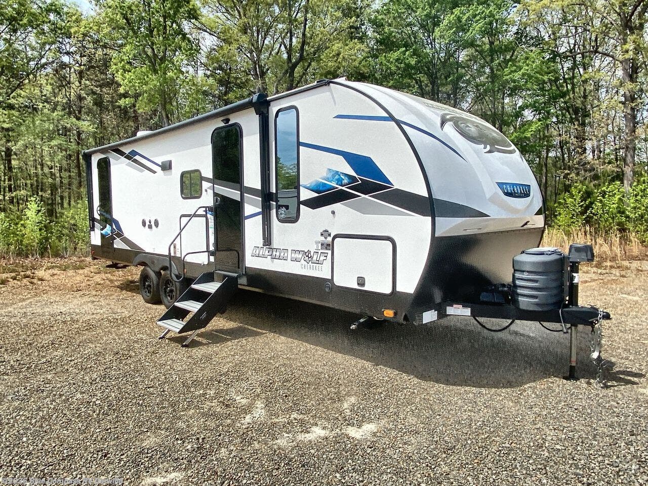 2024 Cherokee Alpha Wolf 26DBH-L by Forest River from Blue Compass RV Danville in Ringgold, Virginia