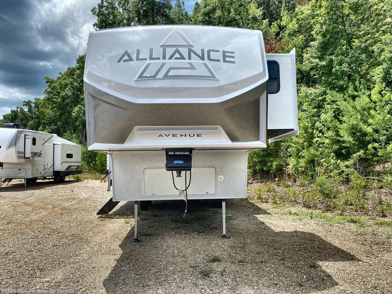 New 2027 Alliance RV Avenue 32RLS available in Ringgold, Virginia