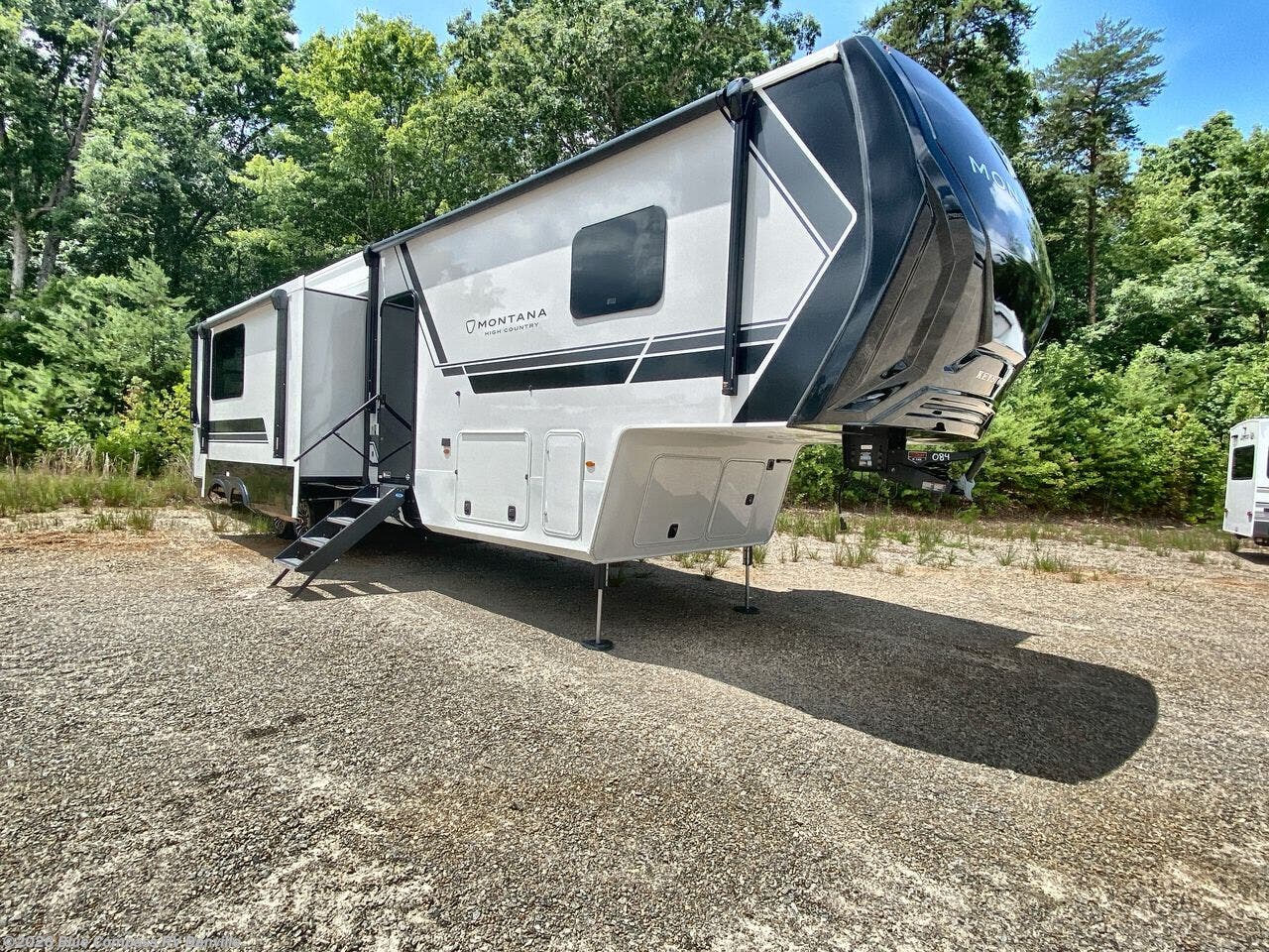 2027 Montana High Country 391TB by Keystone from Blue Compass RV Danville in Ringgold, Virginia