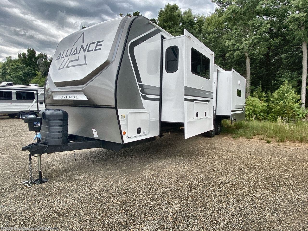 New 2027 Alliance RV Avenue 332RL available in Ringgold, Virginia