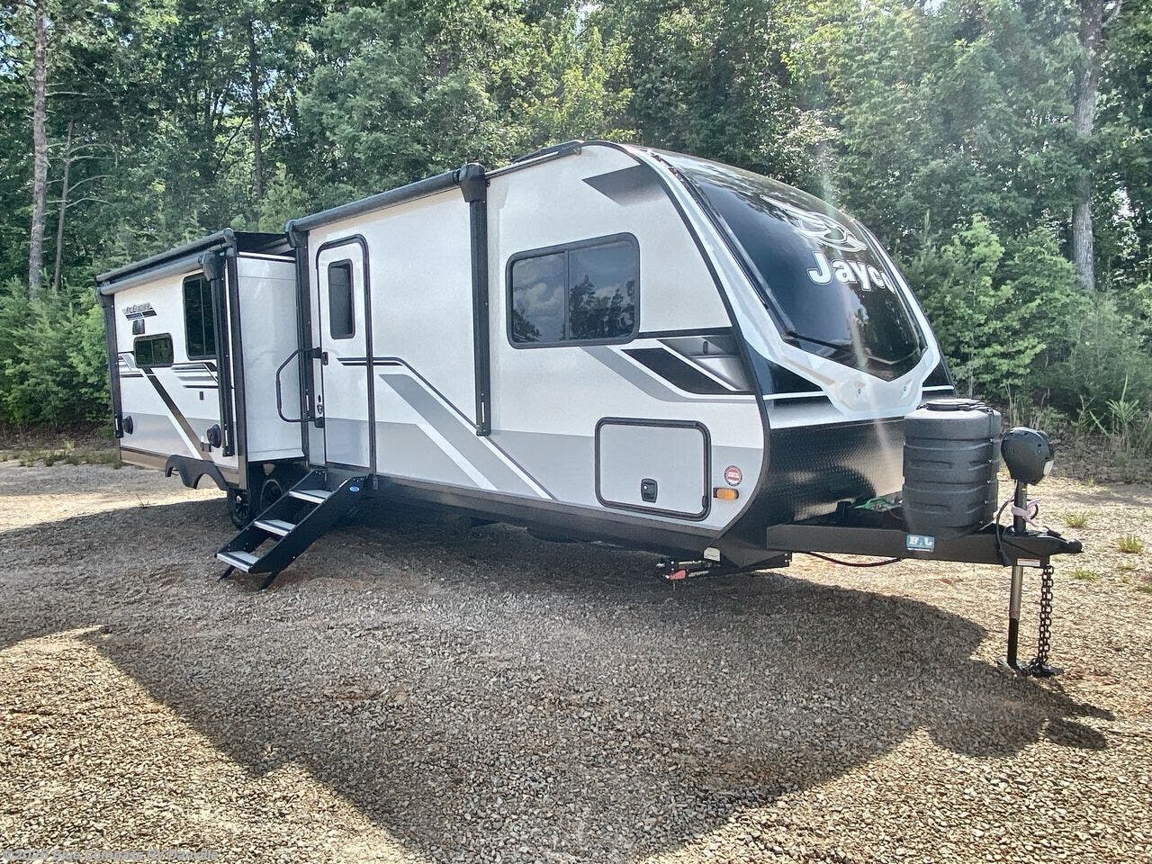 2025 Jay Feather 27MK by Jayco from Blue Compass RV Danville in Ringgold, Virginia