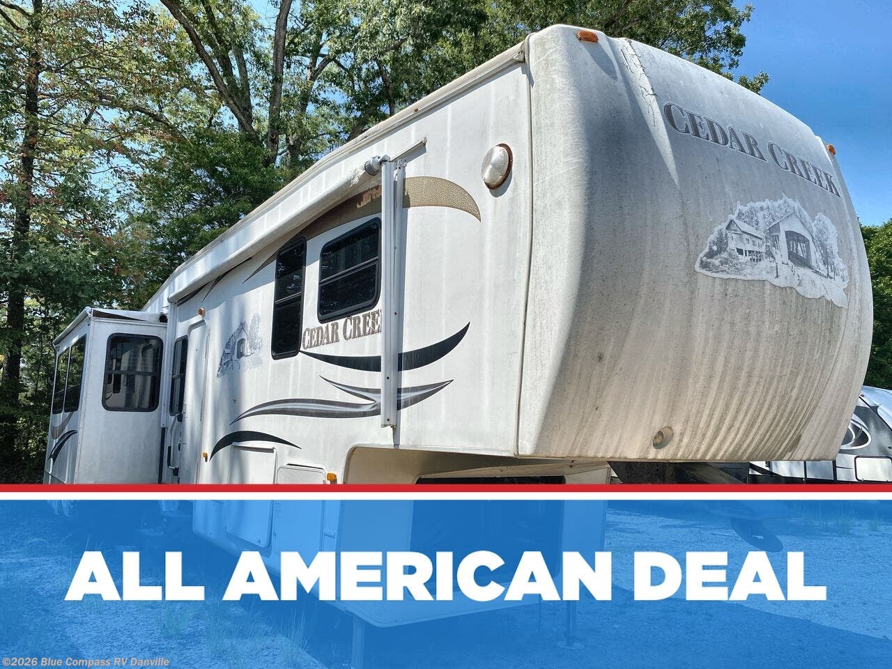 2009 Forest River Cedar Creek 36RE - Used Fifth Wheel For Sale by Blue Compass RV Danville in Ringgold, Virginia features Slideout