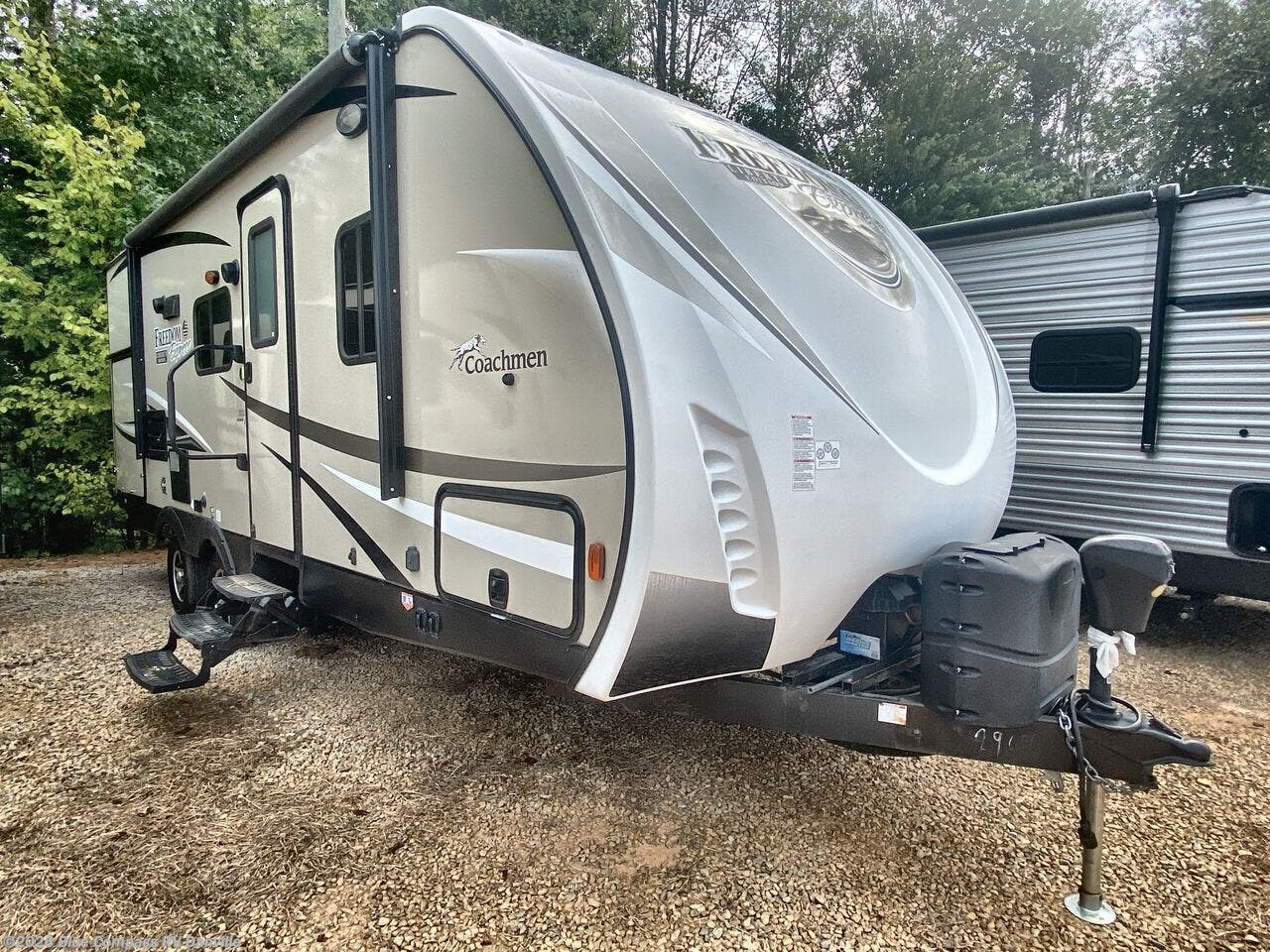 2018 Freedom Express 231RBDS by Coachmen from Blue Compass RV Danville in Ringgold, Virginia