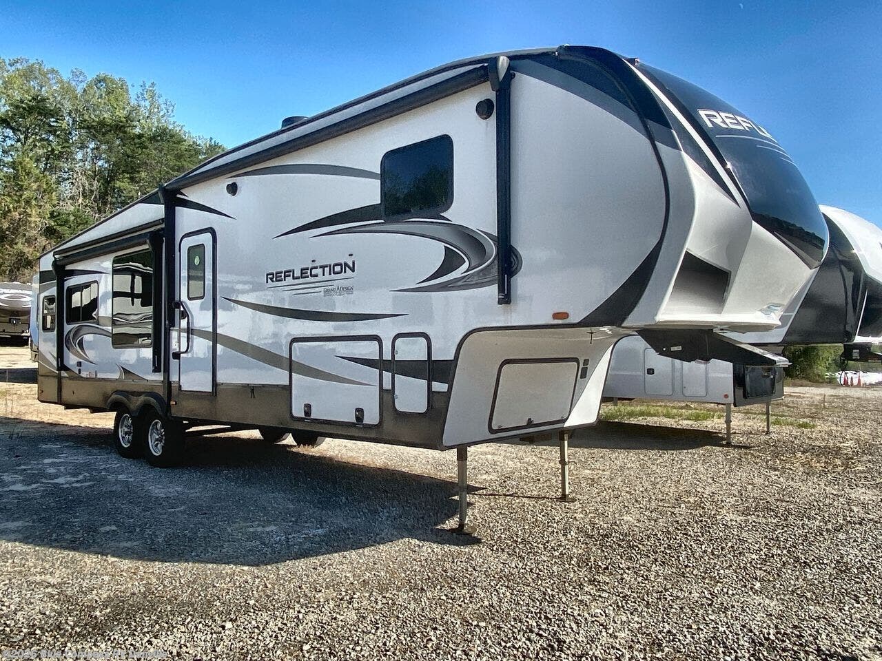2021 Reflection 337RLS by Grand Design from Blue Compass RV Danville in Ringgold, Virginia