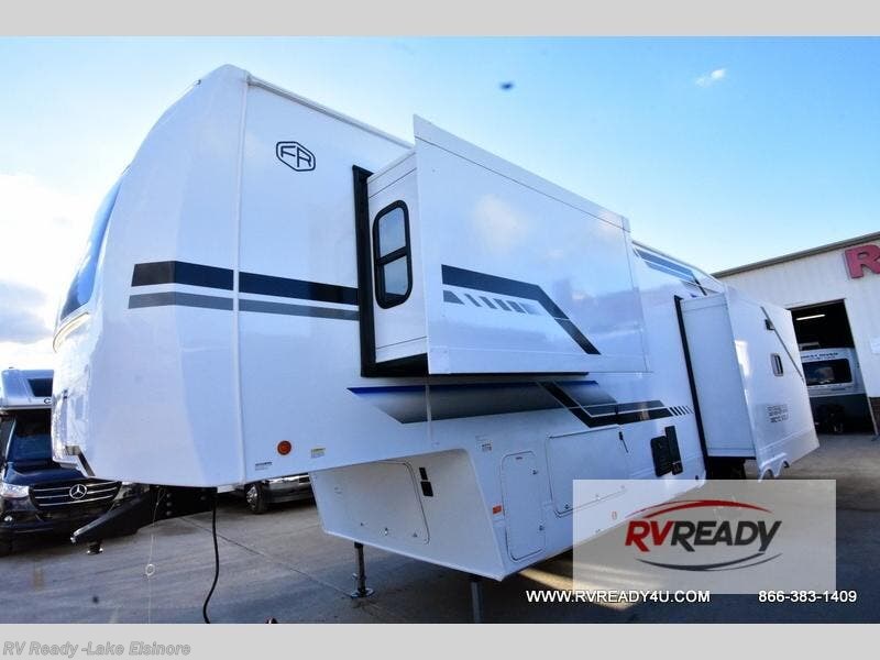New 2026 Forest River Cherokee Arctic Wolf 3250SUITE available in Lake Elsinore, California