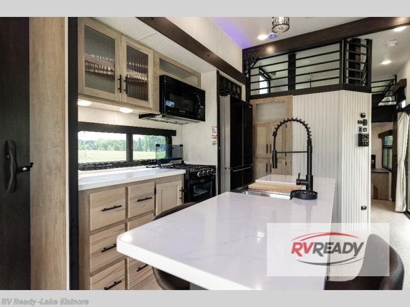 2026 Cherokee Timberwolf Black Label 39JMBL by Forest River from RV Ready in Lake Elsinore, California