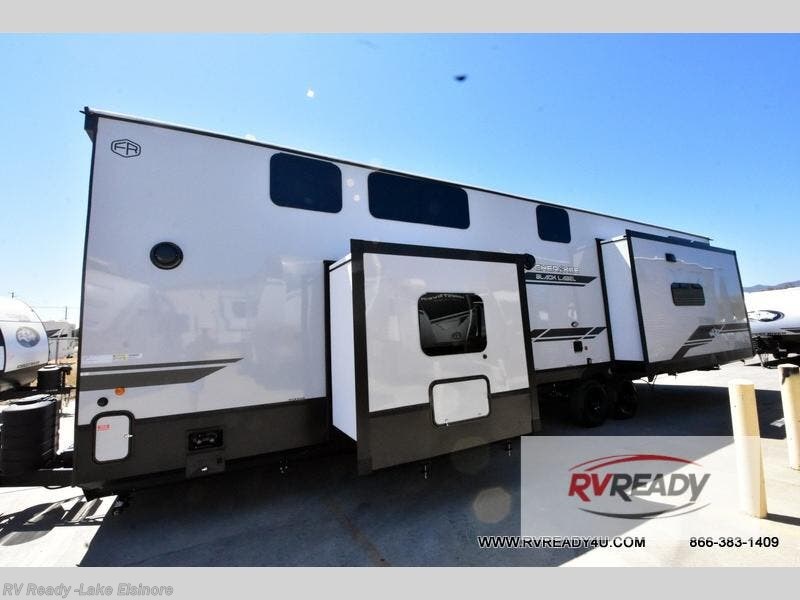 New 2027 Forest River Cherokee Timberwolf Black Label 39JMBL available in Lake Elsinore, California