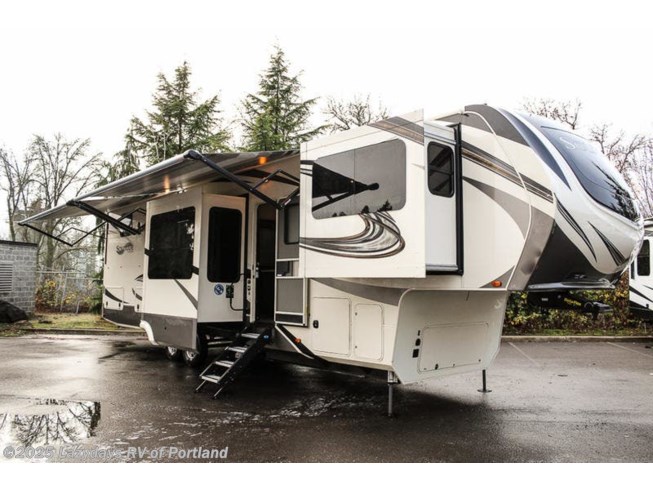 2019 Grand Design Solitude 380fl 380fl R Rv For Sale In Milwaukie Or 97267 8015 Rvusa Com Classifieds