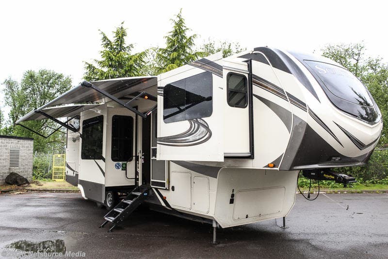2019 Grand Design Solitude 380FL 380FL R RV For Sale In Milwaukie OR 