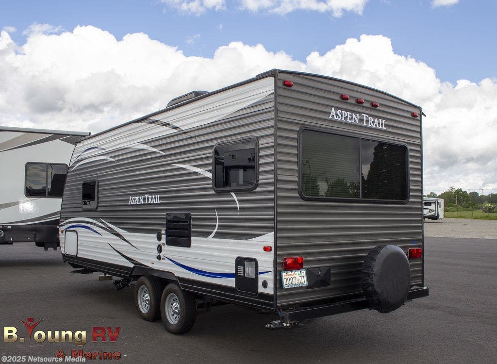 2017 Dutchmen Aspen Trail 2050QBWE RV for Sale in Milwaukie, OR 97267