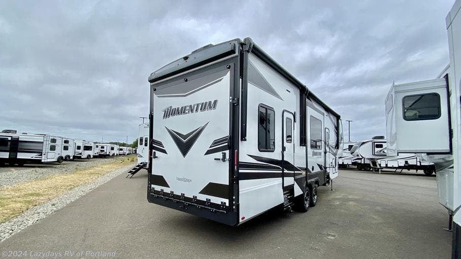 2023 Grand Design Momentum GClass 320G RV for Sale in Portland, OR