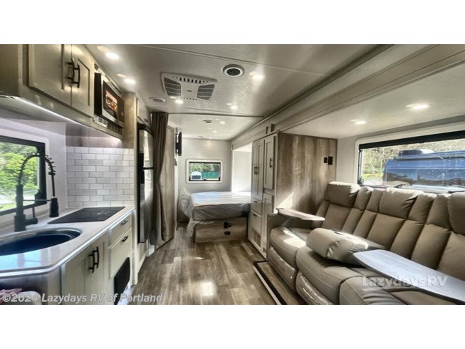 2024 Isata 3 Series 24FW by Dynamax Corp from Lazydays RV of Vancouver in Woodland, Washington