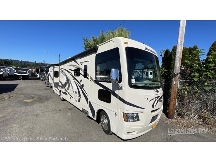 Used 2015 Thor Motor Coach Windsport 34E available in Portland, Oregon