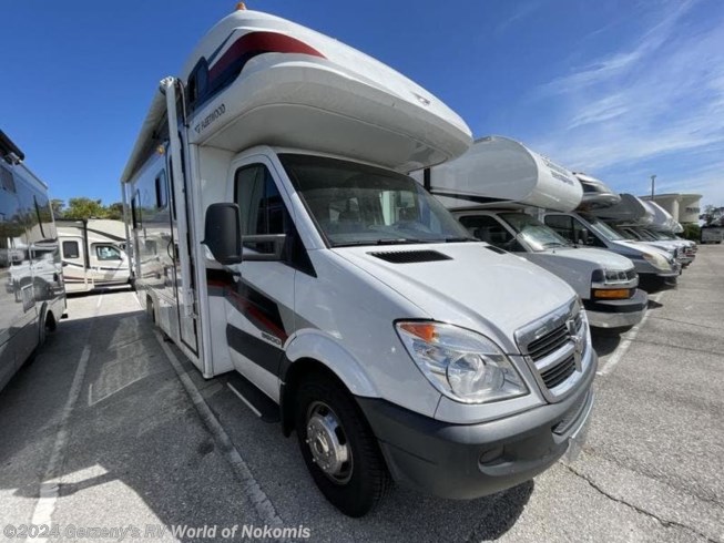 Used 2010 Fleetwood Quest 24L available in Nokomis, Florida