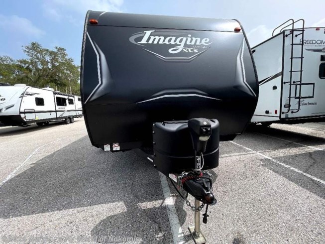 2022 Grand Design Imagine XLS 21 BHE - Used Travel Trailer For Sale by Gerzeny