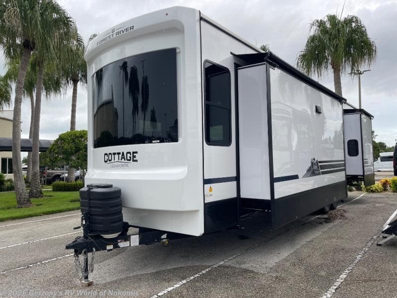 New 2025 Forest River Cedar Creek Cottage 40CCK available in Nokomis, Florida