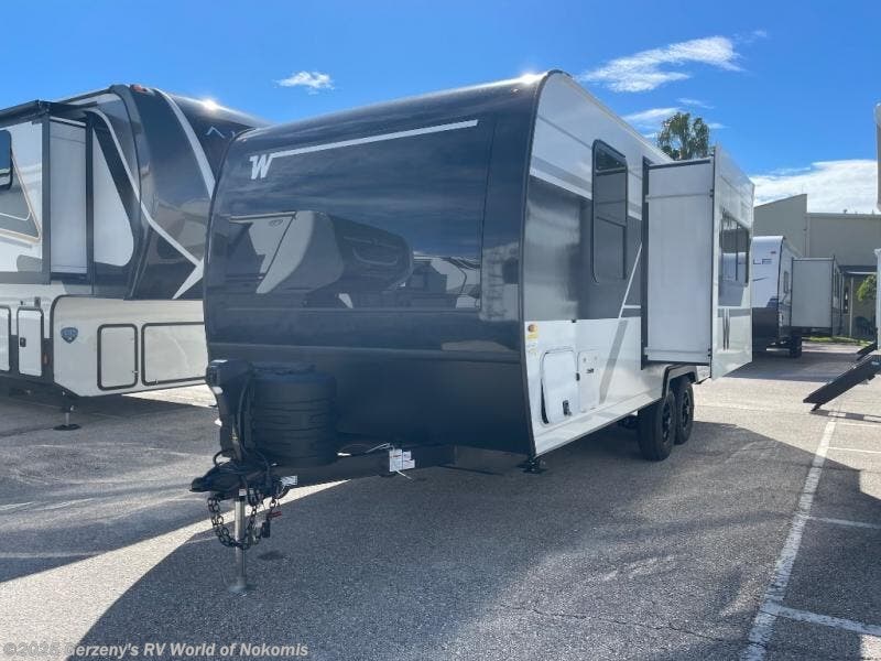 New 2026 Winnebago Thrive 18FBS available in Nokomis, Florida