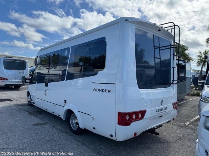 New 2026 Leisure Travel Wonder 24RTB available in Nokomis, Florida