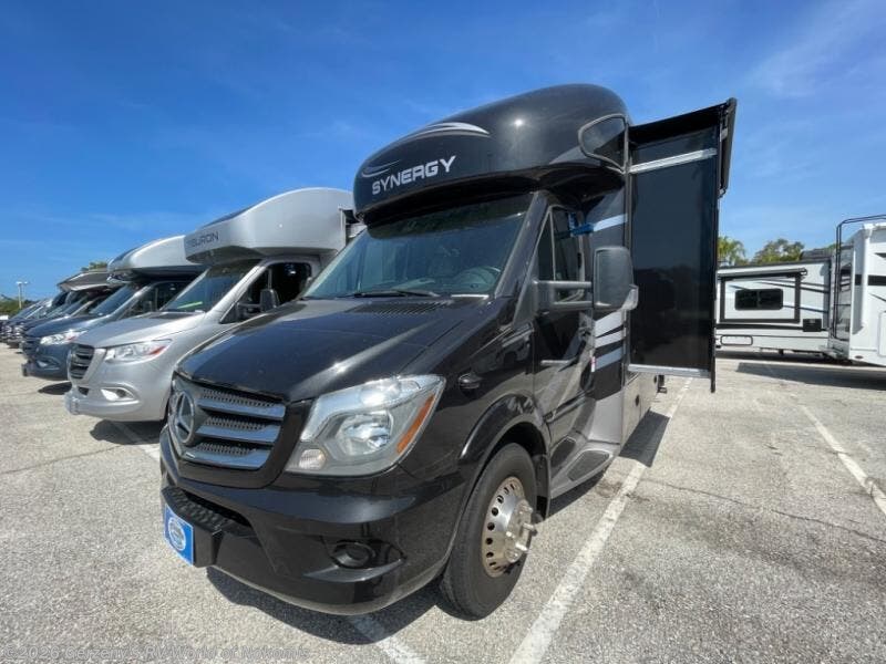 Used 2019 Thor Motor Coach Synergy Sprinter 24SK available in Nokomis, Florida