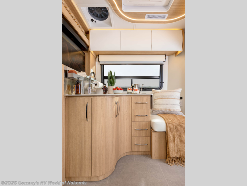 New 2026 Leisure Travel Unity 24TB available in Nokomis, Florida