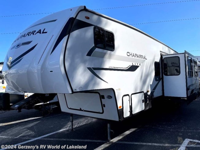 2024 Chaparral Lite 368TBH by Coachmen from Gerzeny