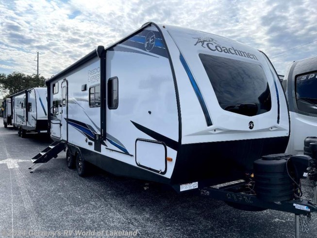 New 2024 Coachmen Freedom Express 258BHS available in Lakeland, Florida
