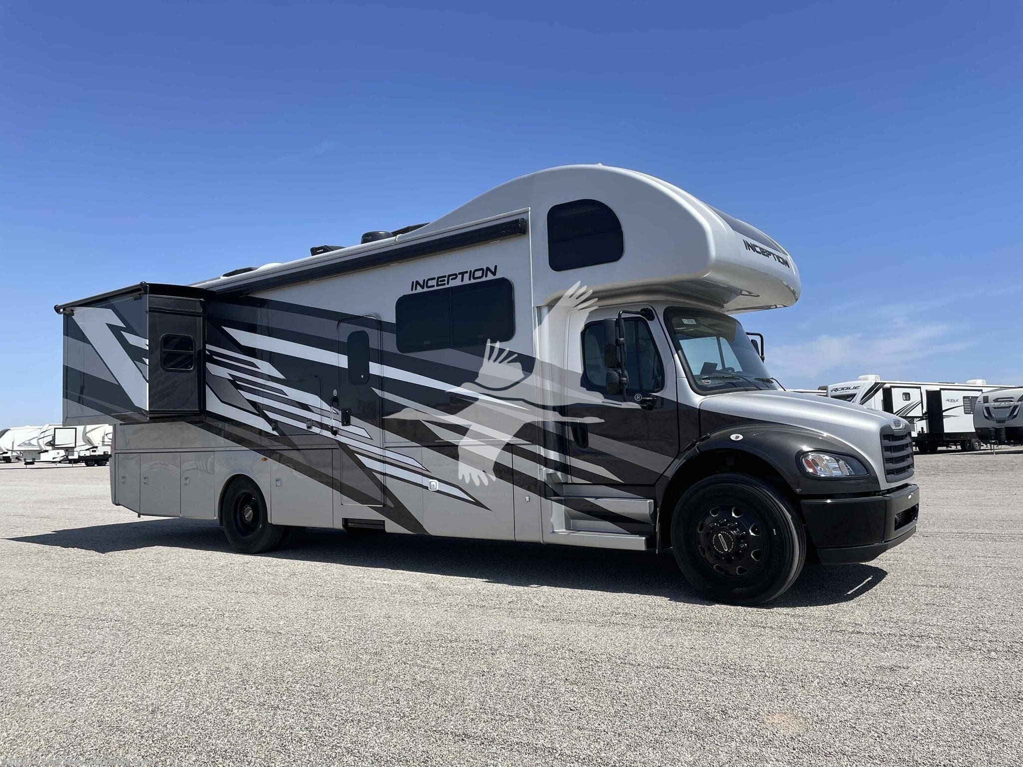 2025 Inception 34XG by Thor Motor Coach from RV World Recreation Vehicle Center in Yuma, Arizona