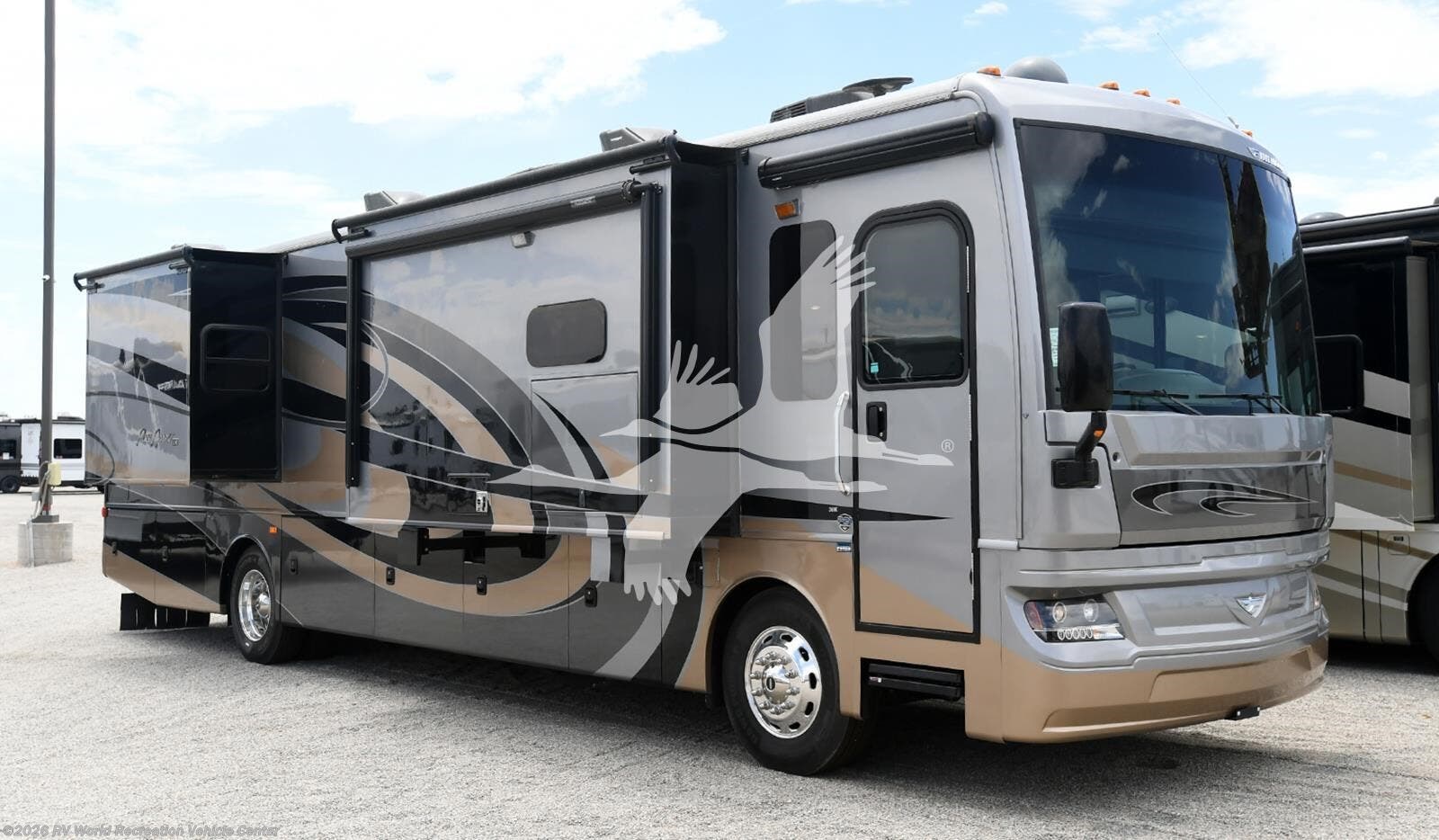 2018 Fleetwood Pace Arrow LXE 38K - Used Class A For Sale by RV World Recreation Vehicle Center in Yuma, Arizona features Air Conditioning, Fireplace