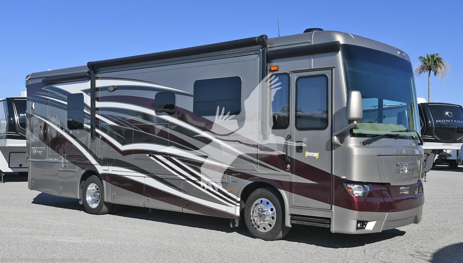 2022 Newmar Kountry Star 3412 - Used Class A For Sale by RV World Recreation Vehicle Center in Yuma, Arizona features Air Conditioning
