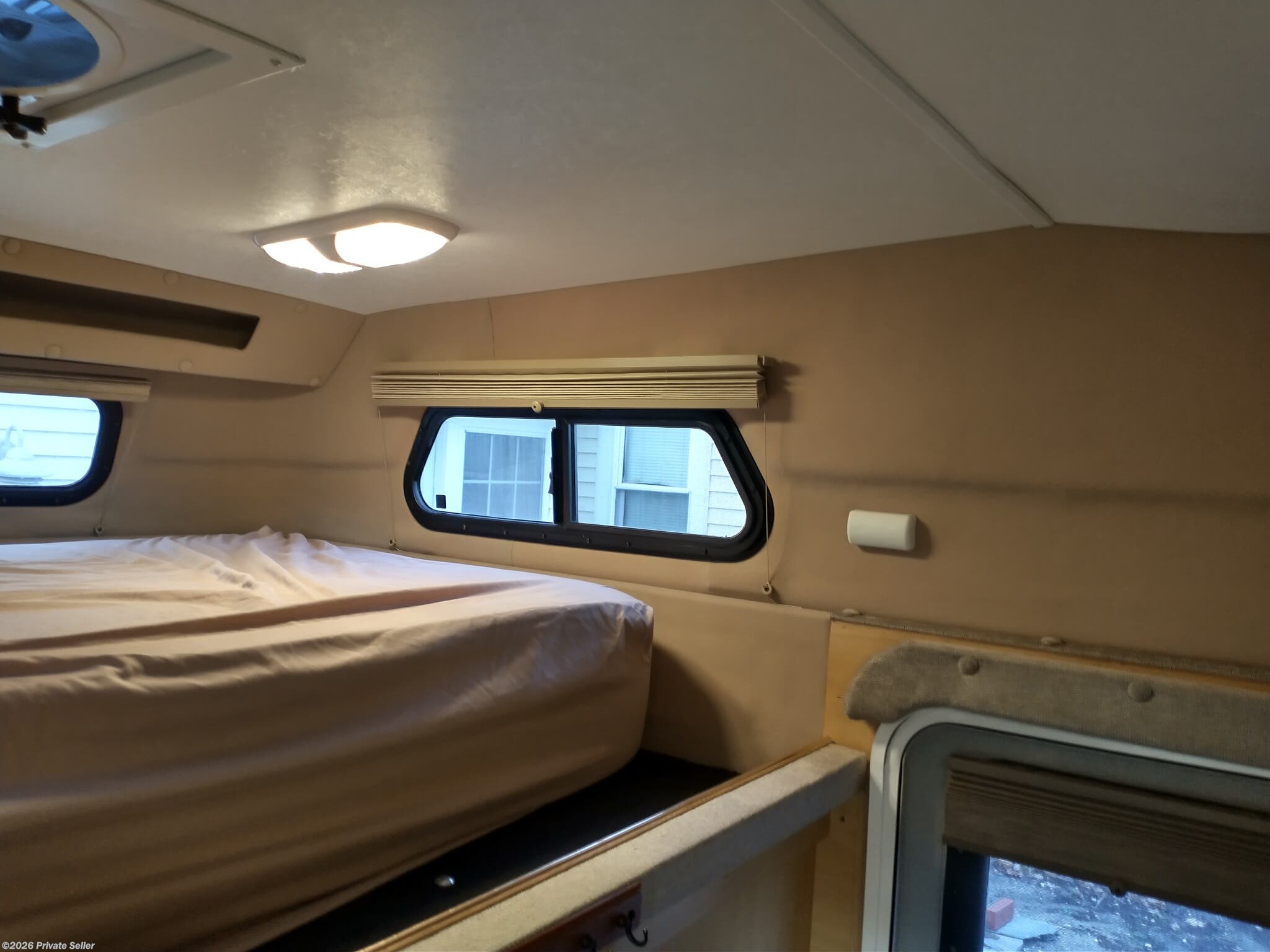 2005 Tiger Bengal CX Cab over sleeper RV for Sale in EHT, NJ 08234