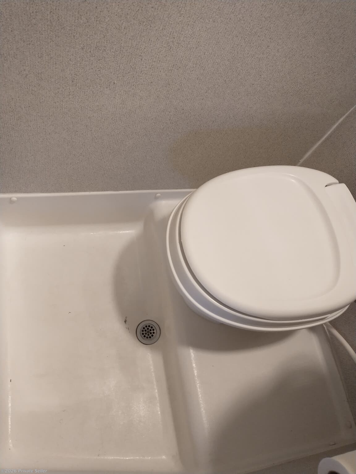 2005 Tiger Bengal CX Cab over sleeper RV for Sale in EHT, NJ 08234