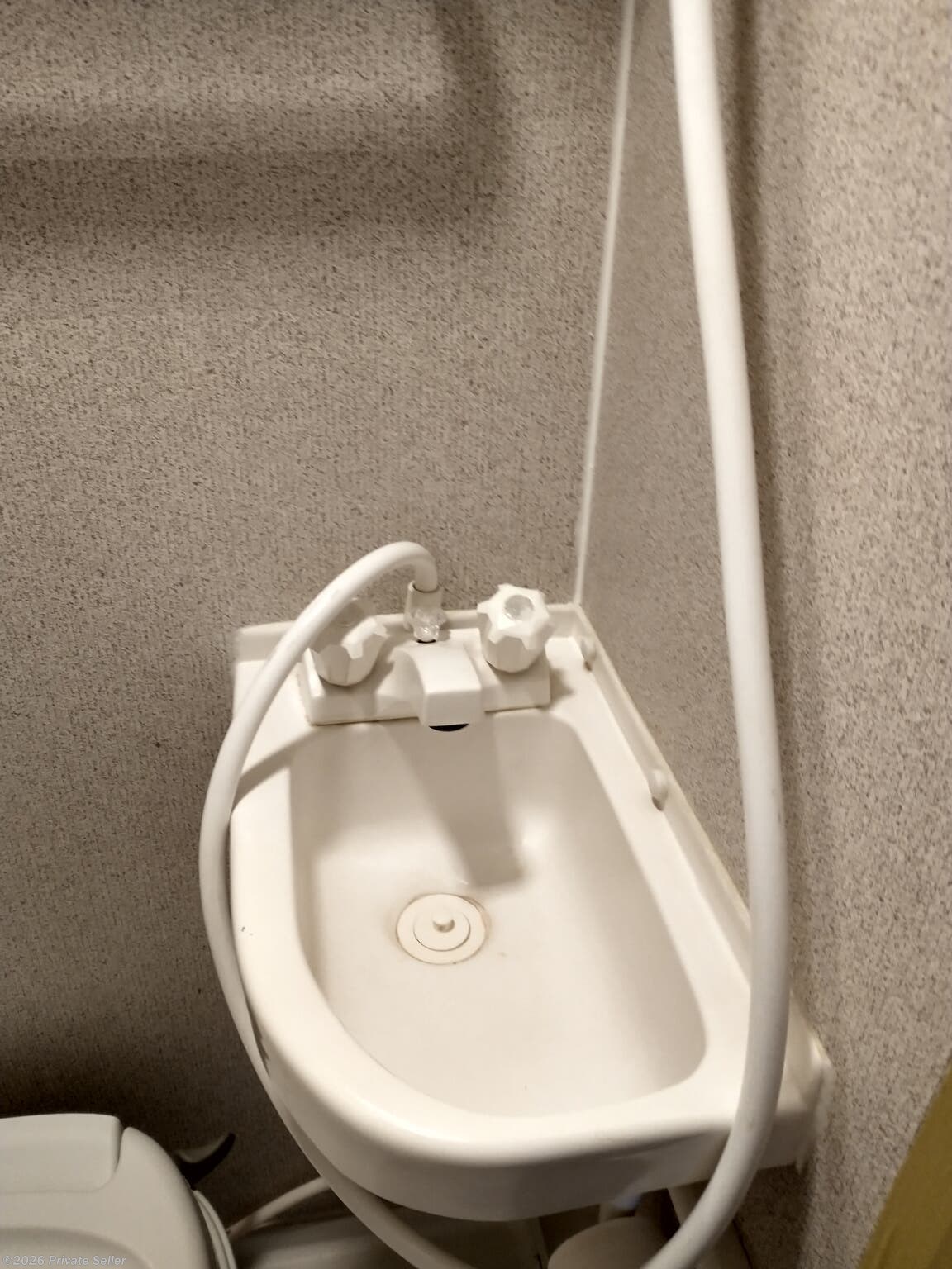 2005 Tiger Bengal CX Cab over sleeper RV for Sale in EHT, NJ 08234