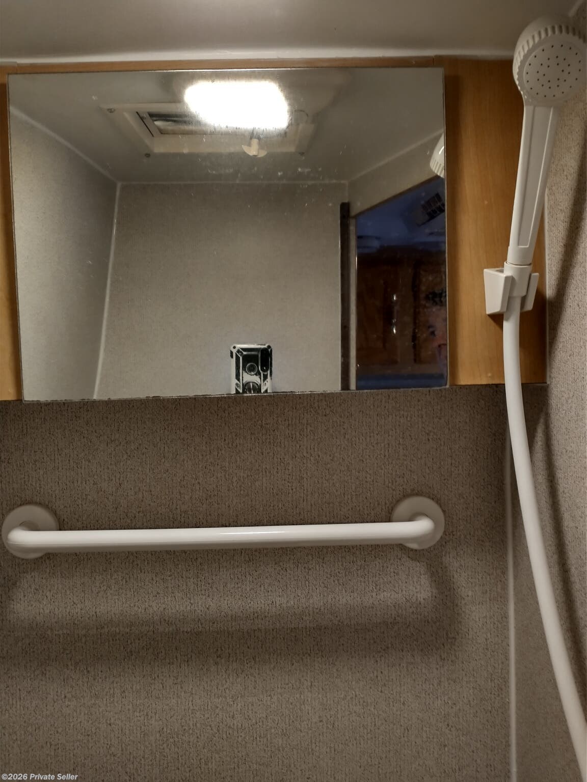 2005 Tiger Bengal CX Cab over sleeper RV for Sale in EHT, NJ 08234