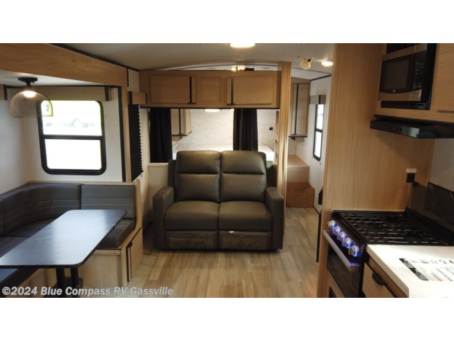 2022 Radiance R26KB by Cruiser RV from Great Escapes RV Supercenter in Gassville, Arkansas