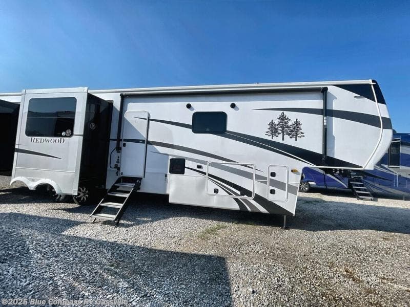 2022 Redwood RV Redwood 4150RD RV for Sale in Gassville, AR 72635