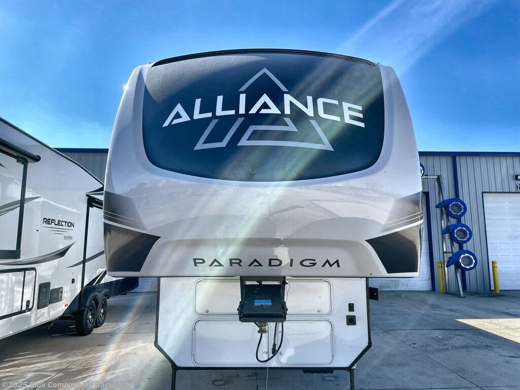 2024 Alliance RV Paradigm 370FB RV for Sale in Gassville, AR 72635
