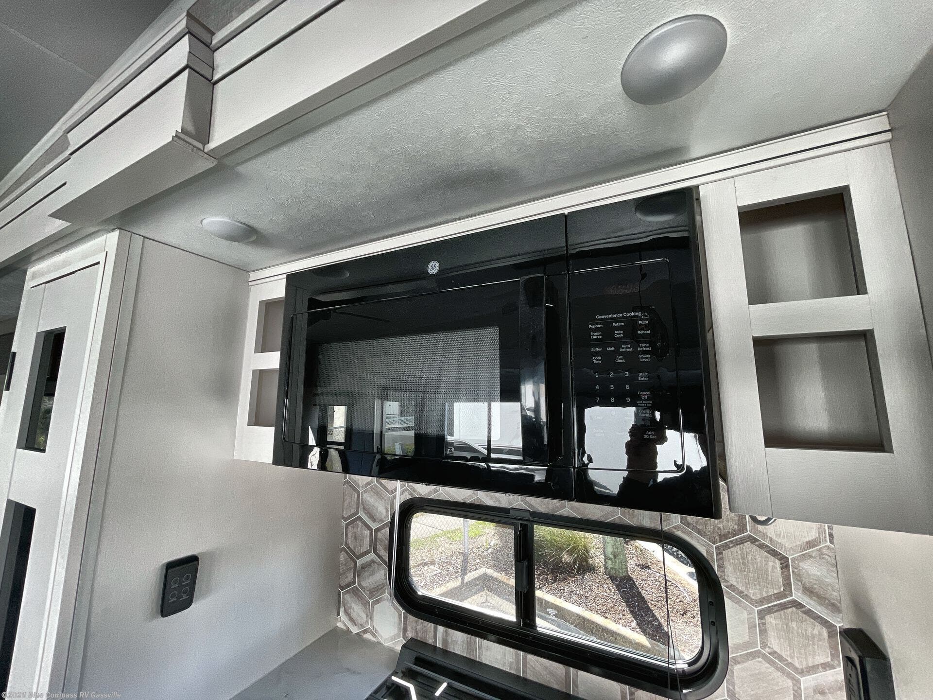 2025 Jayco Eagle 355MBQS RV for Sale in Gassville, AR 72635 | T92343 ...