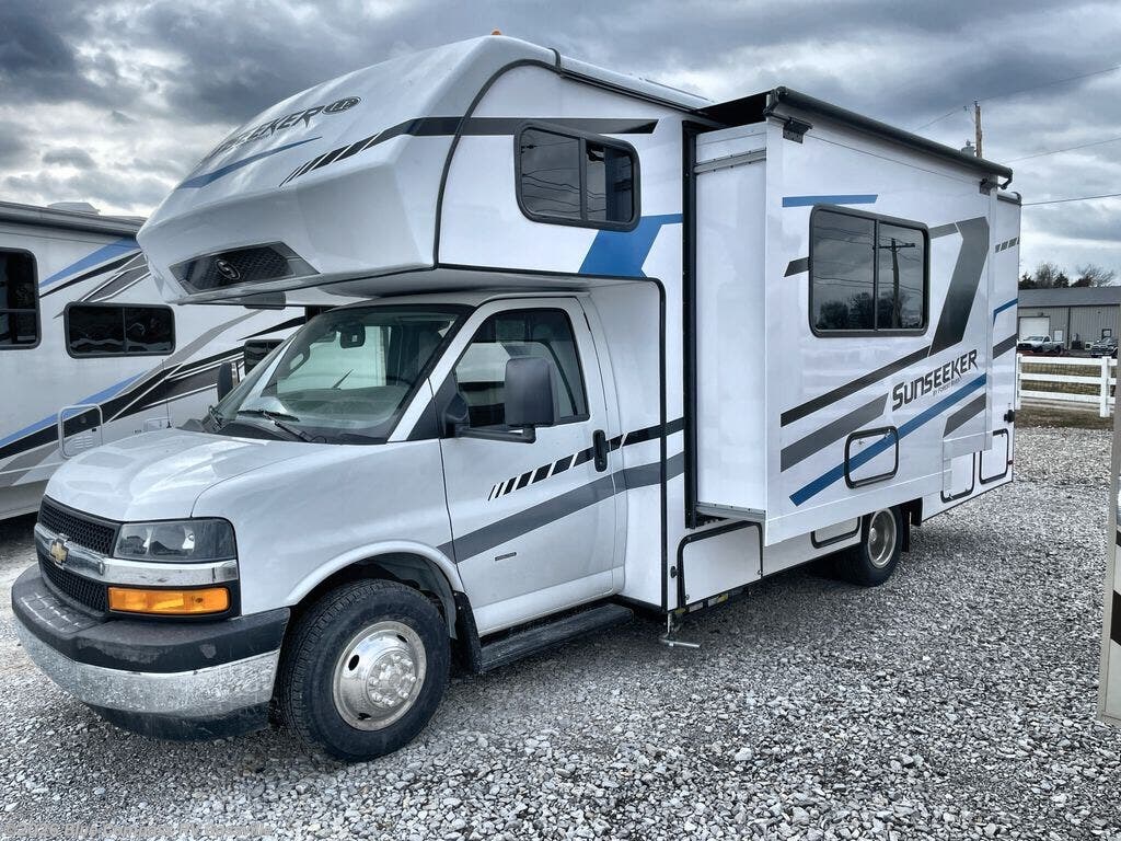 2024 Forest River Sunseeker LE 2150SLE Chevy RV for Sale in Gassville