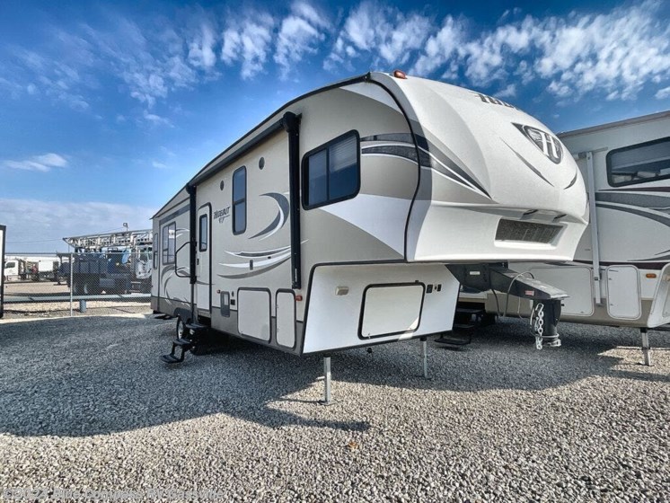 Used 2016 Keystone Hideout 299RLDS available in Gassville, Arkansas