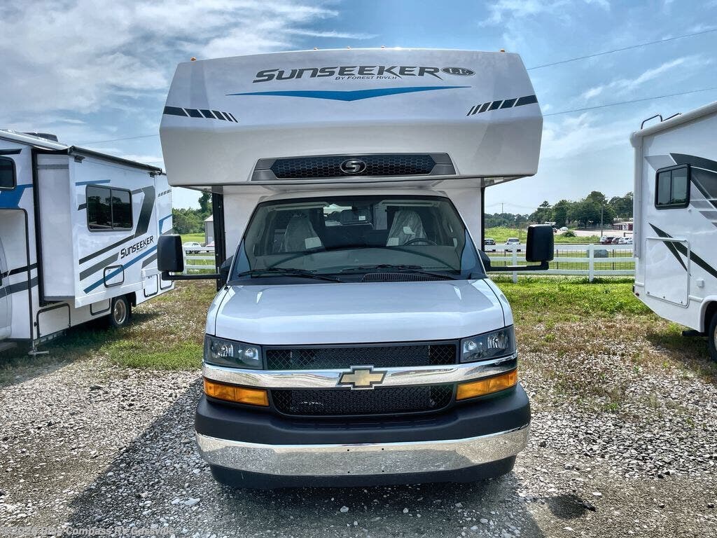 2025 Forest River Sunseeker LE 2350LE Chevy RV for Sale in Gassville
