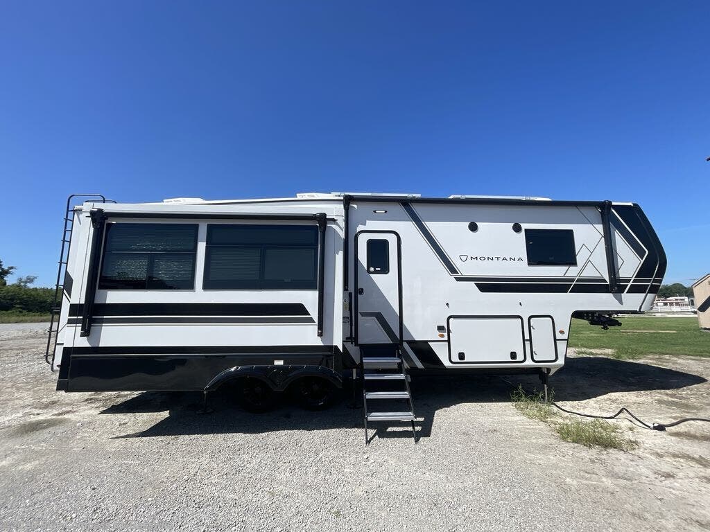 2026 Montana 3123RL by Keystone from Blue Compass RV Gassville in Gassville, Arkansas