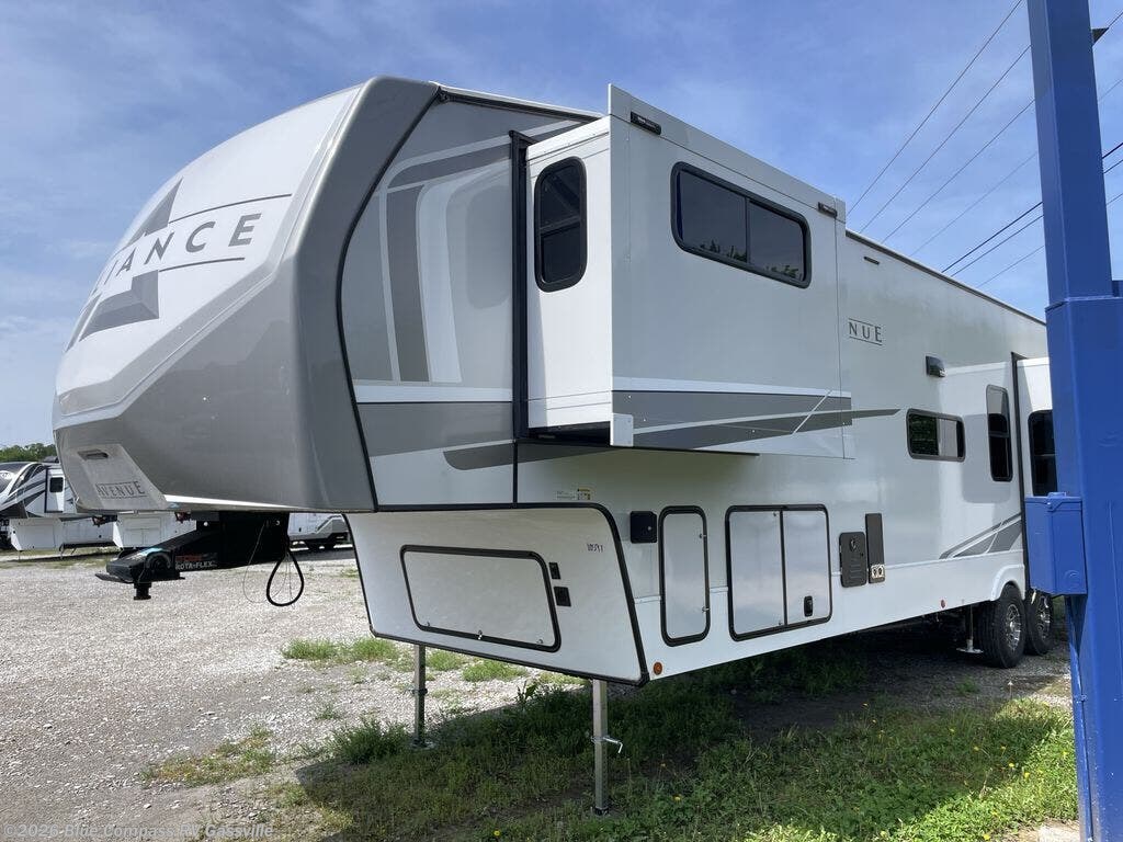 2025 Avenue 38DBL by Alliance RV from Blue Compass RV Gassville in Gassville, Arkansas