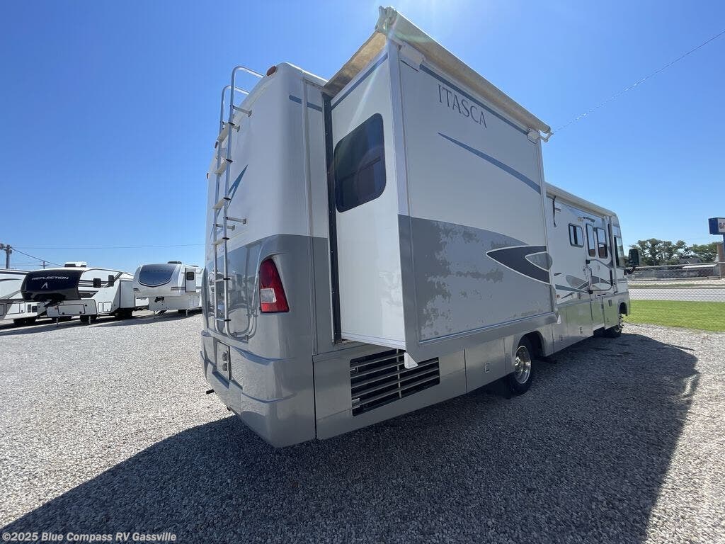 2004 Itasca Suncruiser 33V - Used Class A For Sale by Blue Compass RV Gassville in Gassville, Arkansas