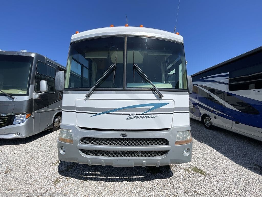 Used 2004 Itasca Suncruiser 33V available in Gassville, Arkansas