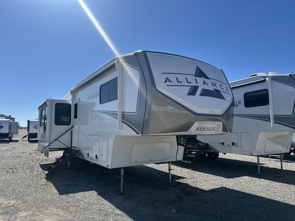 New 2026 Alliance RV Avenue 32RLS available in Gassville, Arkansas